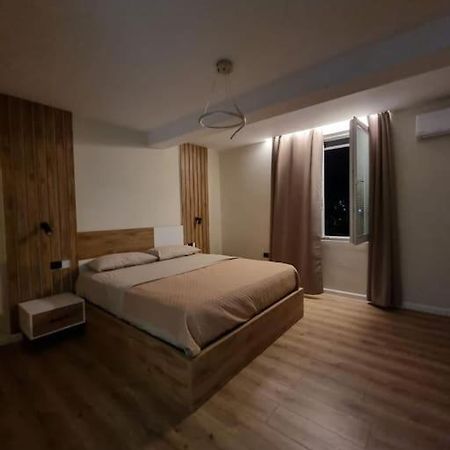 Peace And Love Luxury Apartment In Center, New Bazaar 2 Tirana Exterior foto