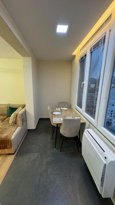 Peace And Love Luxury Apartment In Center, New Bazaar 2 Tirana Exterior foto
